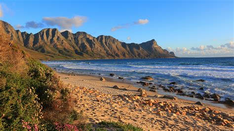 Gordon's Bay (Cape Town) - backiee