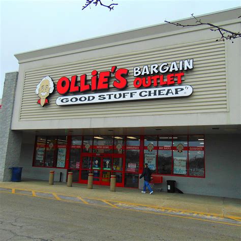 Train hits car abandoned by drunk-driver at railroad crossing - Bring ...