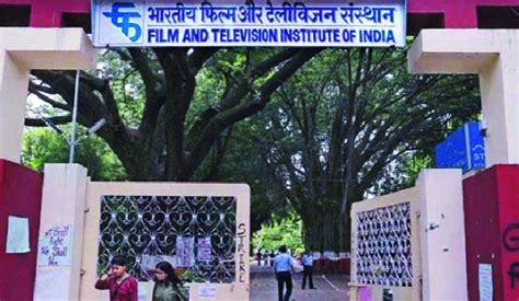 FTII cancels exam at Delhi centre after students manhandle staff