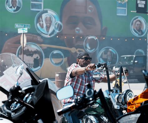 Daylight savings and Halloween, did candy makers affect time change?