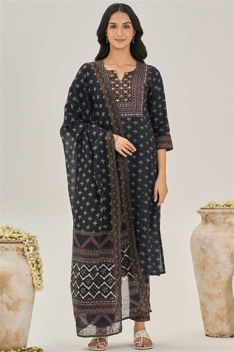 Rangrez Zaaida Dupatta – Farida Gupta India