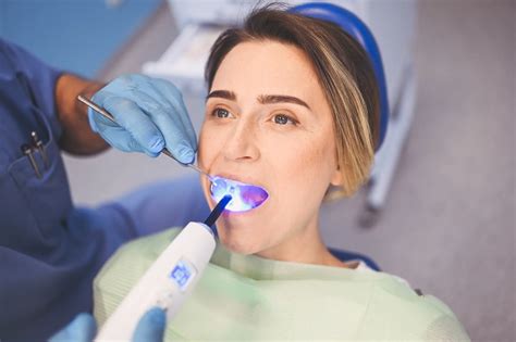 Why Do My Old Fillings Feel Sensitive, and When Should They Be Replaced? | Fairhope Dentist