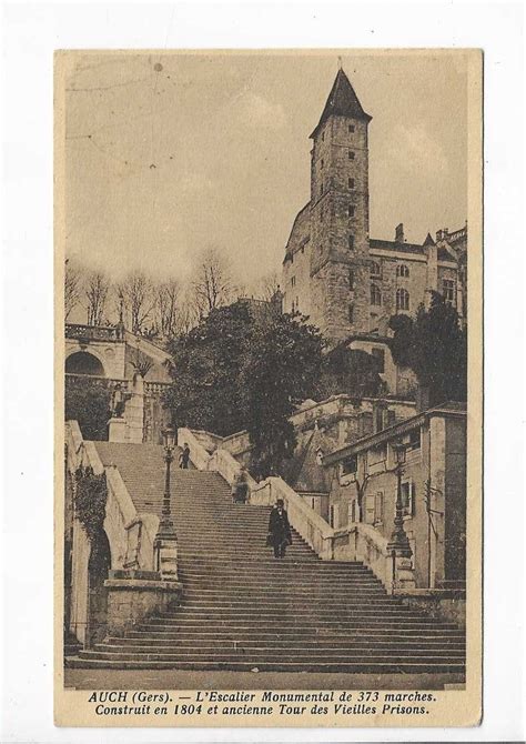 32 Auch Staircase Monumental