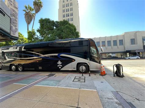 Planning A Tour? Here’s Why Entertainer Bus Rentals Win