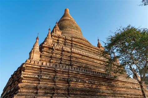 Traditional Burmese Architecture: Temples, Palaces, Houses