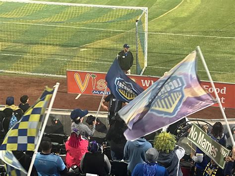 'It feels like Christmas.' El Paso Locomotive open season, tie champs ...