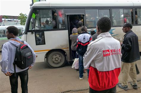 Mozambique: Fuel shortages force sacrifices and disrupt routines in Maputo