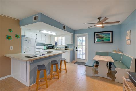 Family-Friendly PCB Townhome w/ Resort Perks! - Townhouses for Rent in ...