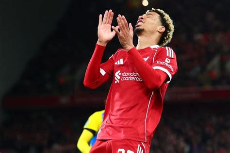 Hugo Ekitike faces huge Liverpool fine after 'stupid' Southampton red card