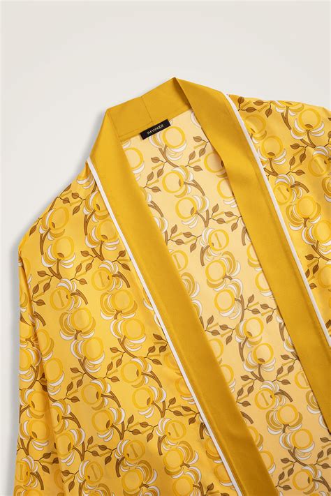 Imannoor Flower Yellow Twill Silk Short Kimono