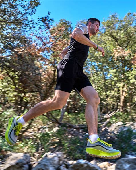 Trail Addict Flow yellow-gray | Trail Running Shoes Women | Joe-Nimble