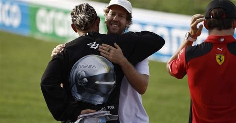 Hamilton (Ferrari): Am Telefon mit Nervensäge Vettel - Formel 1 ...