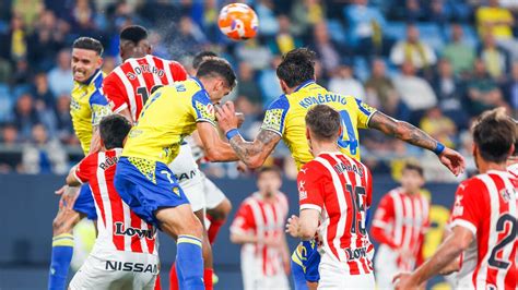 Cádiz - Sporting: TV, horario y cómo ver LaLiga Hypermotion online - AS.com