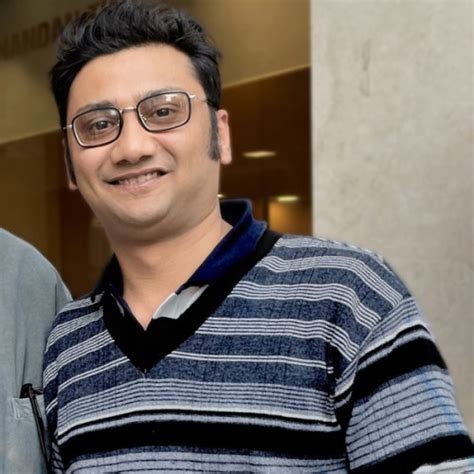 Somshankar - Guitar teacher in Kolkata - ₹1500/h