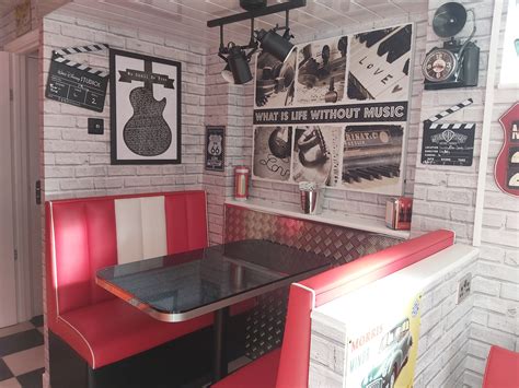 Diner 的图像结果