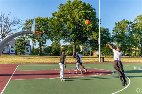 About West Side | Schools, Demographics, Things to Do - Homes.com