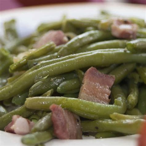 Texas Roadhouse Green Beans Copycat Recipe » Recipefairy.com