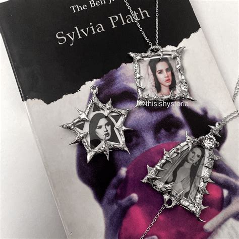 Lana Del Rey Spiky Star Girl Necklace Coquette Liquid Metal Cybercore ...