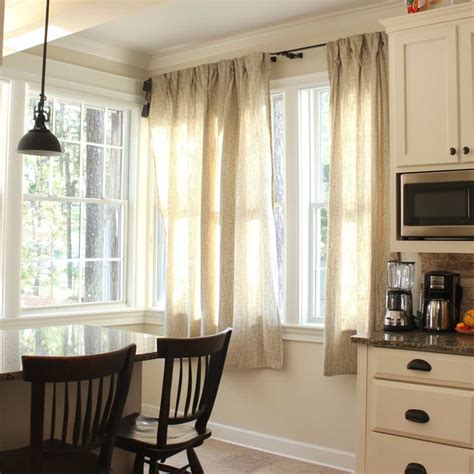 25 Stylish Kitchen Window Curtain Ideas to Upgrade Your Space