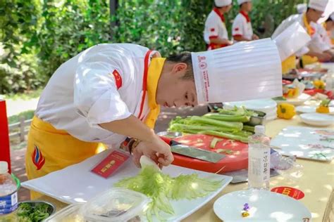 厨师培训速成班|西安短期厨师培训_学厨师_陕西新东方烹饪学校