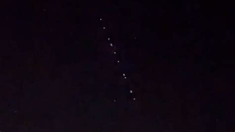 Bright string of lights flying above Utah explained