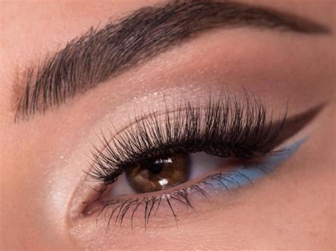 Eyeliner Styles: 15 आईलाइनर स्टाइल्स जो खास मौकों पर आंखों को बनाएंगे ...