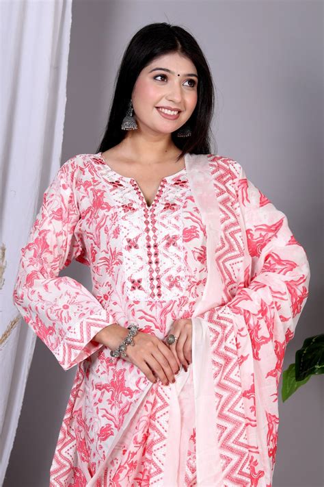 Cotton white base with red block prints – Ethnic-Ela