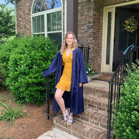 Trinity Moore (@trinitynmoore) • Instagram photos and videos