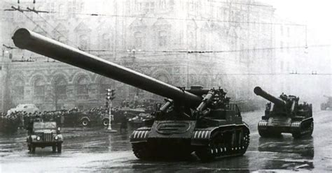 Soviet "Atomic Annie" - The 2B1 "Oka" Nuclear Mortar | War History Online