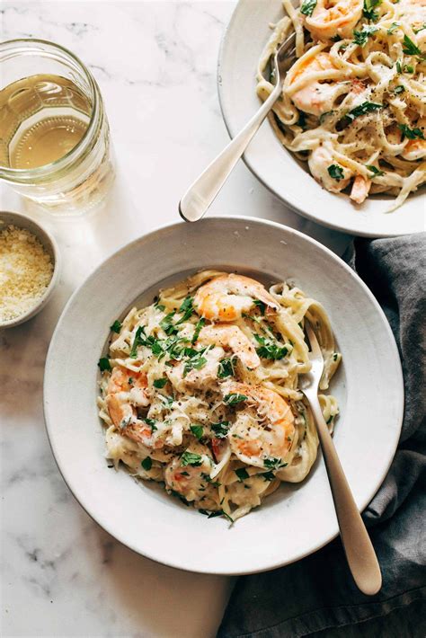Garlic Butter White Wine Shrimp Linguine – The Hoedown Cookbook