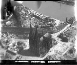 Haunting Photos - The Bombed Out Ruins of Cologne In WWII | War History ...