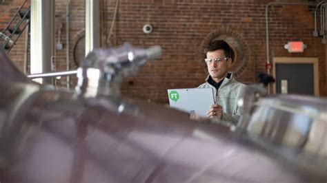 FactoryTalk View Machine Edition | FactoryTalk | IN