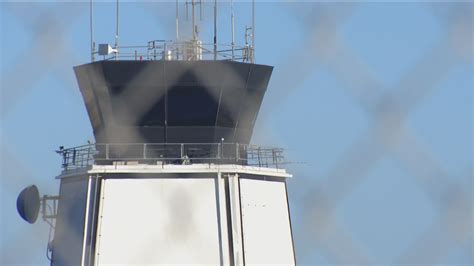 San Diego lands $4M federal grants for airport upgrades | cbs8.com