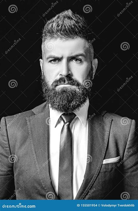 Dark Grey Business Suit 的图像结果