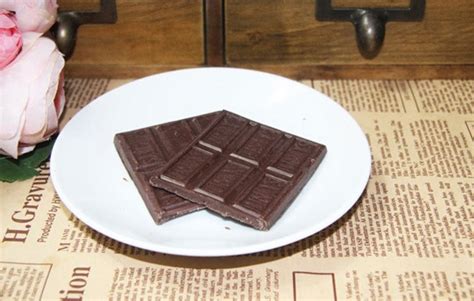 黑巧克力的功效與作用,黑巧克力有什麼作用,吃黑巧克力的好處 - 壹讀