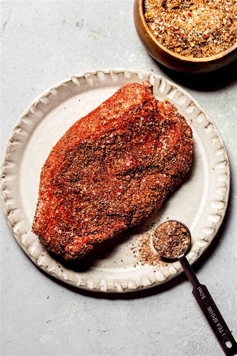 The BEST Steak Dry Rub Seasoning Recipe (Simple Ingredients)