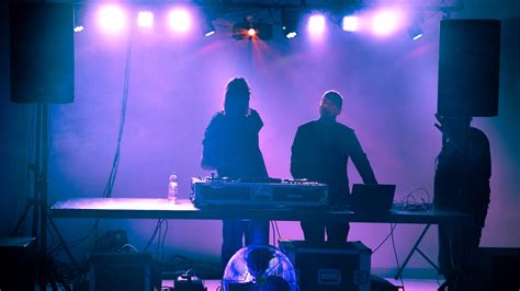 Techno Music 的图像结果