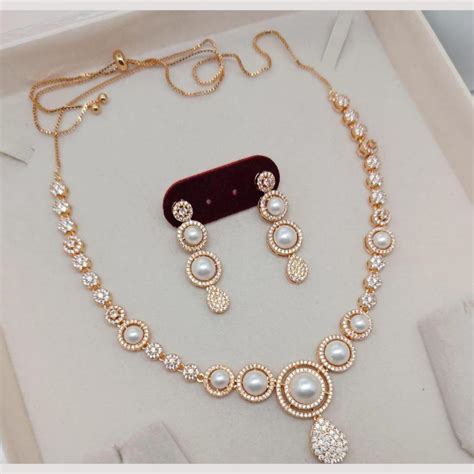 Kavita Art Glamorous Austrian Stone Necklace Set – JewelEMarket