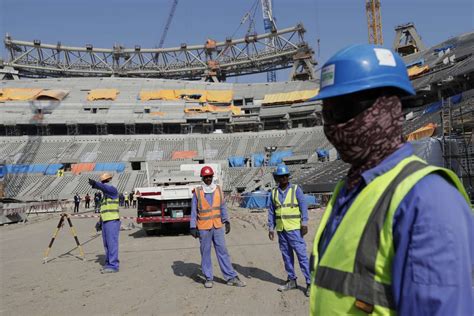 Qatar 2022 : pourquoi il est très difficile d’estimer le nombre de ...