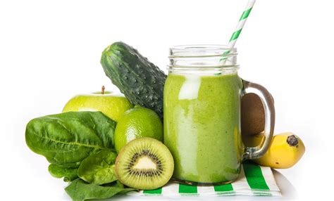 5 Advantage of Green Smoothies For Your Health & Wellness - DYLN
