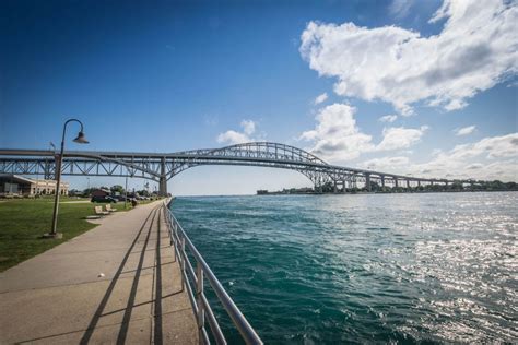 Lake Huron Day Trip: Michigan’s East Coast - A Couple Days Travel