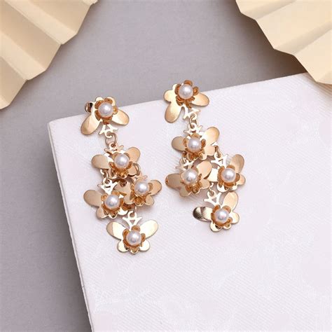 Gold Color Anti Tarnish Earrings With Premium Shine Perfect For Weddin ...