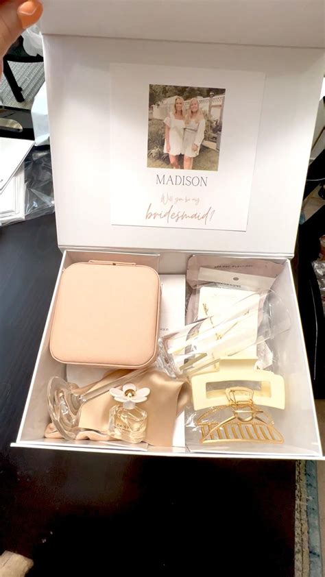 Maid of honor box – Artofit