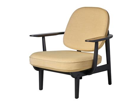 Fritz Hansen与Jaime Hayon合作推出最新作品-具有雕塑般轻盈形式的休闲椅JH97