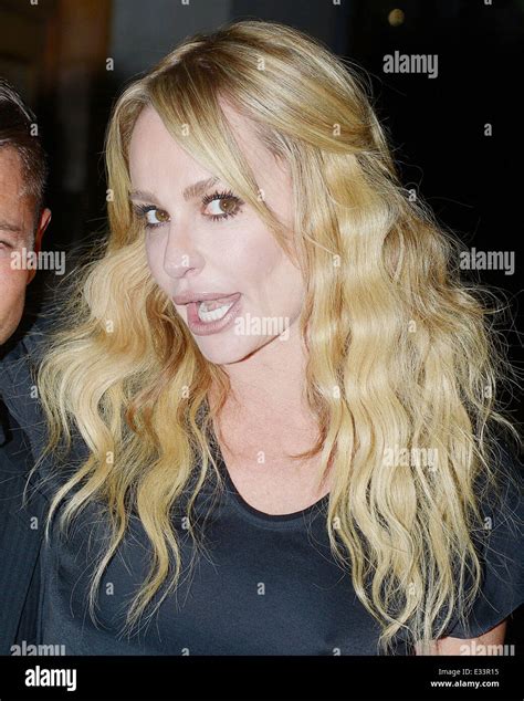 Taylor Armstrong and her boyfriend John Buhler go for dinner at ...
