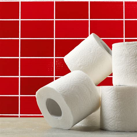 Why is There Blood in My Poo? Rectal Bleeding Causes and What You Can ...