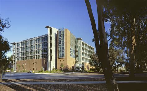 Natural Sciences Laboratory Building - Bohlin Cywinski Jackson