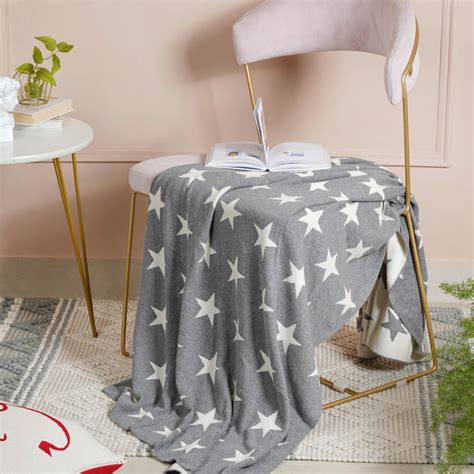 Soft Fuzzy Blanket Online - Premium Throw Blanket | Nestasia