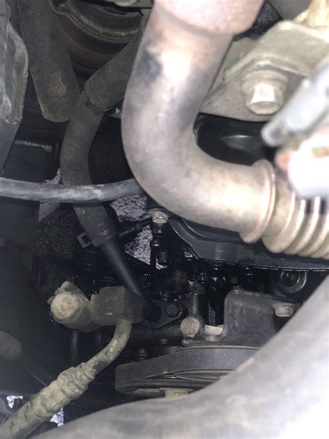 2007 Nissan Pathfinder R51 - oil leak in the engine bay somewhere, more info in comments. : r ...