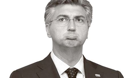 NOVE NOVOSTI NA KIOSCIMA: Hvidromasaža :: Hiperlink :: Lupiga